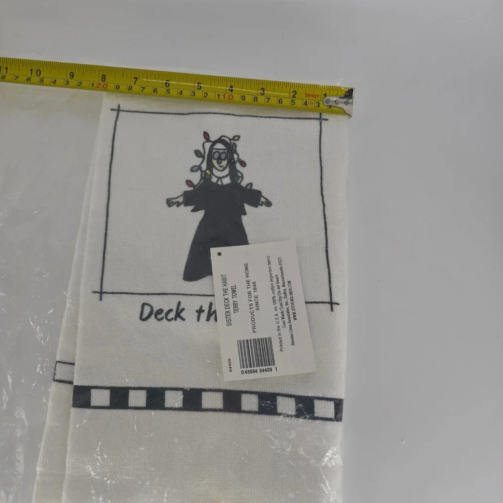 Vintage Deck the Habit Nun Christmas Towel Stevens Linen Catholic Humor NOS